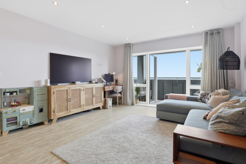 Flat 44, 8, Sylvan Hill, Crystal Palace, London