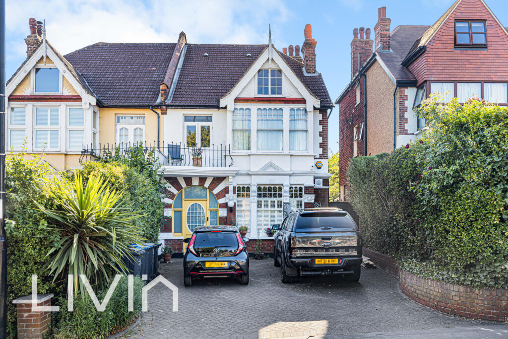South Norwood Hill, South Norwood