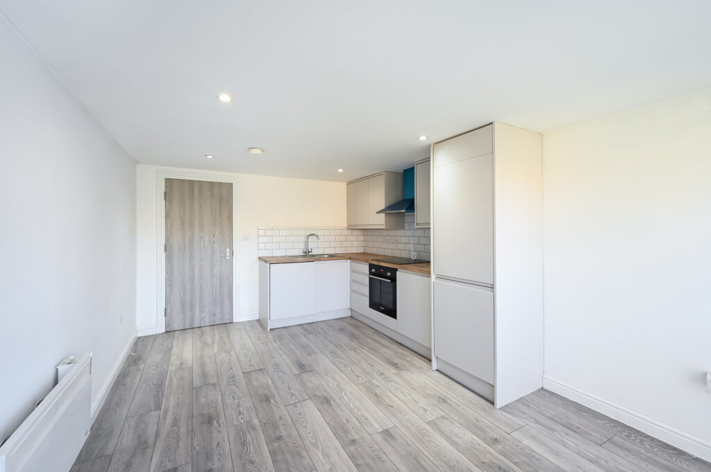 ,81 Lansdowne Road, Croydon