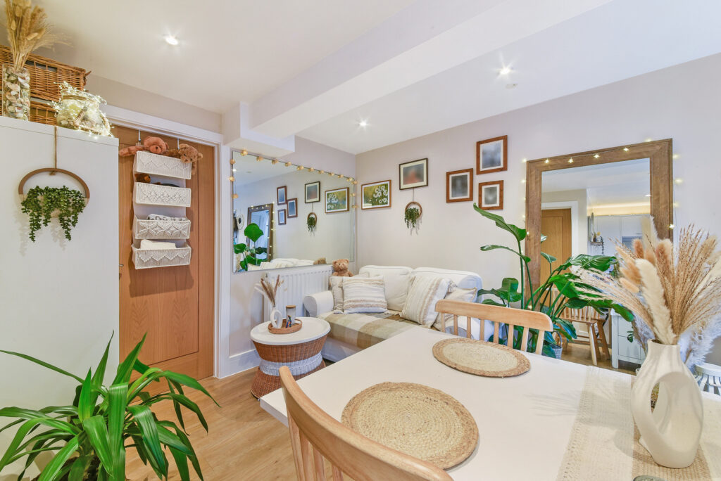 Dennett Road, Croydon