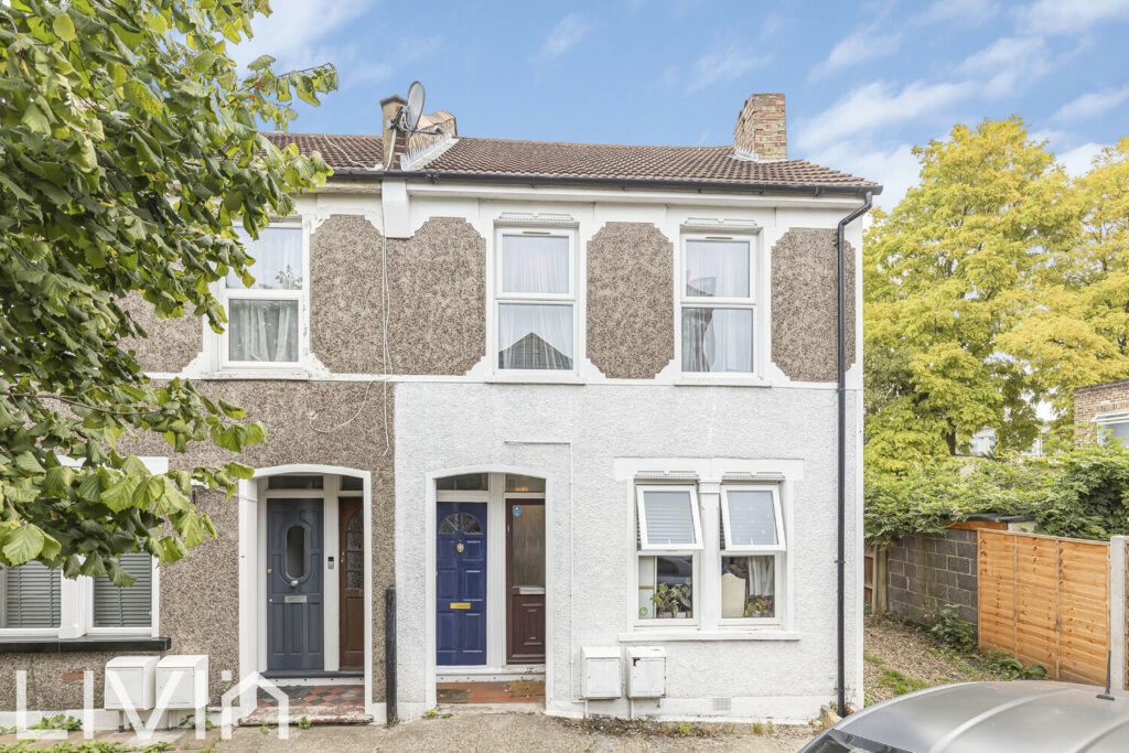 Jacksons Place, Cross Road, CR0