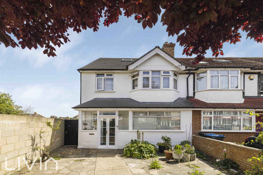Almond Way, Mitcham, Surrey