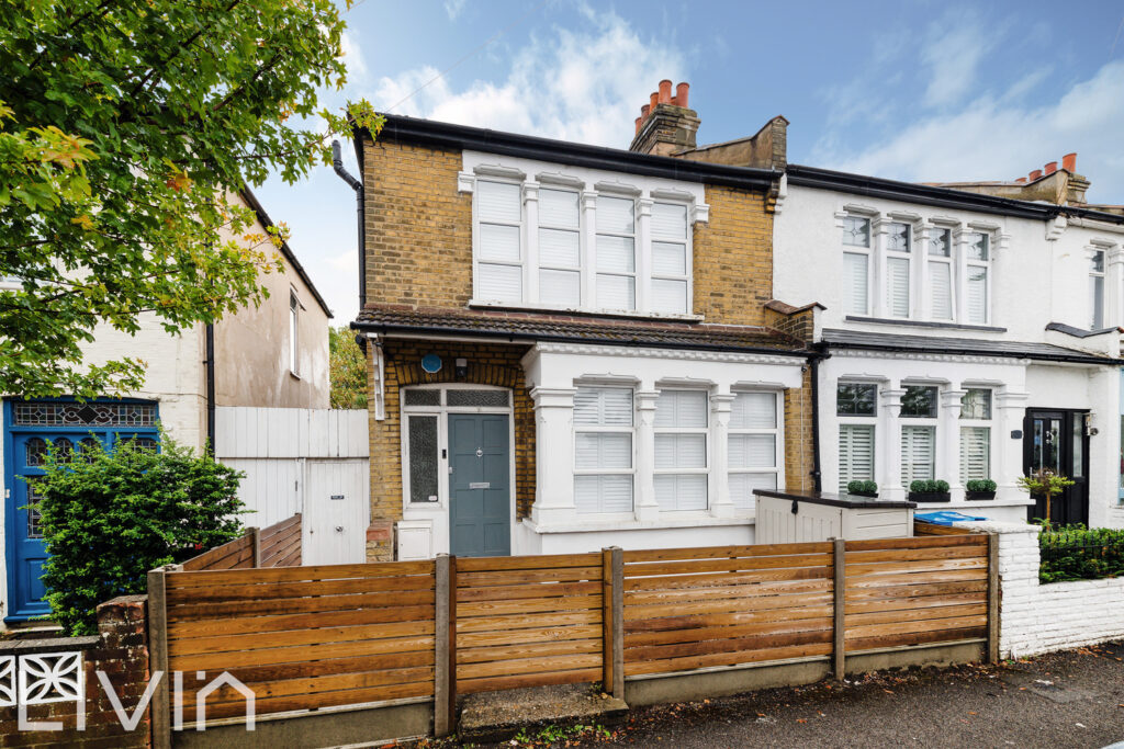 Estcourt Road, London, SE25