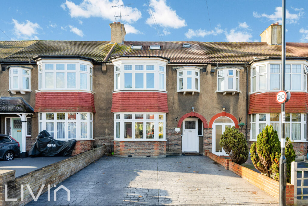 Craigen Avenue, Croydon, England