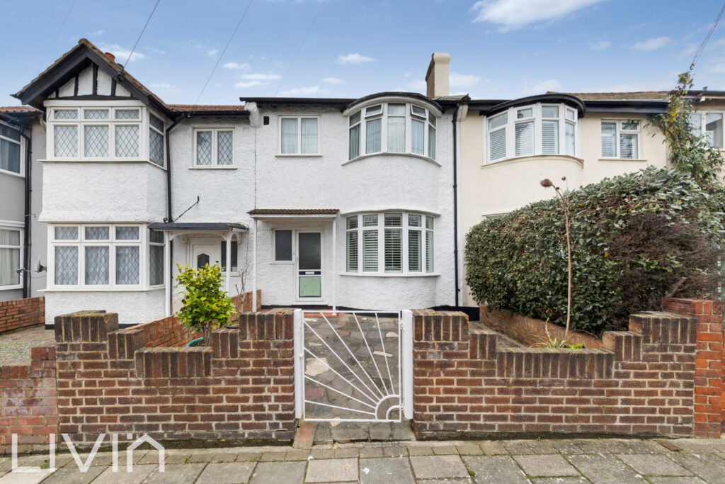 Canmore Gardens, London