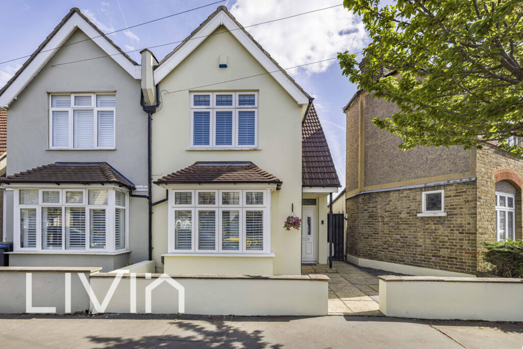 Woodside Court Road, Addiscombe